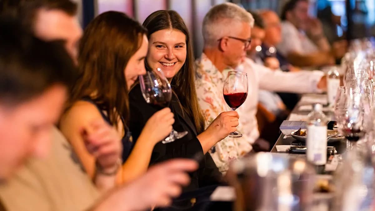 Tasting Australia 2026: Lễ Hội Ẩm Thực & Rượu Vang Lớn Nhất Nam Úc Trở Lại Từ 8–17/5